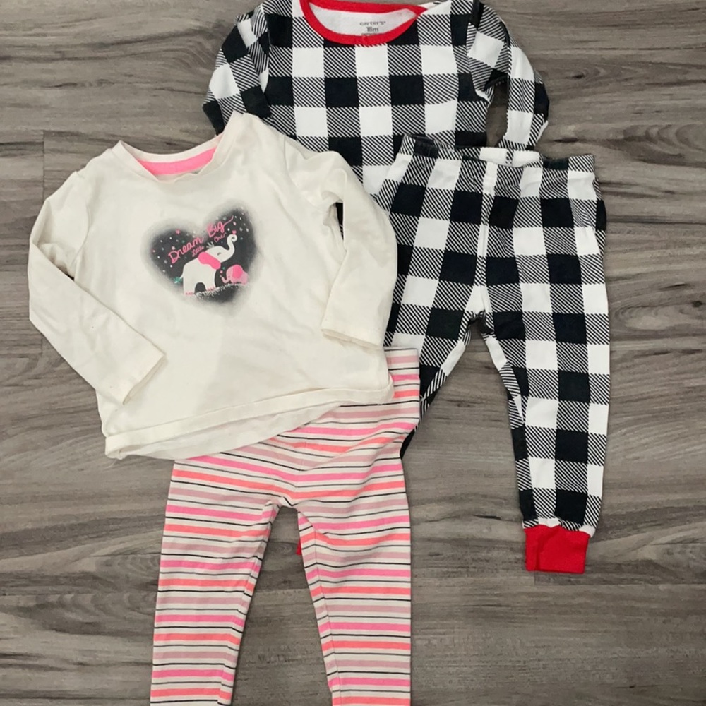 Two pack of girls pajamas